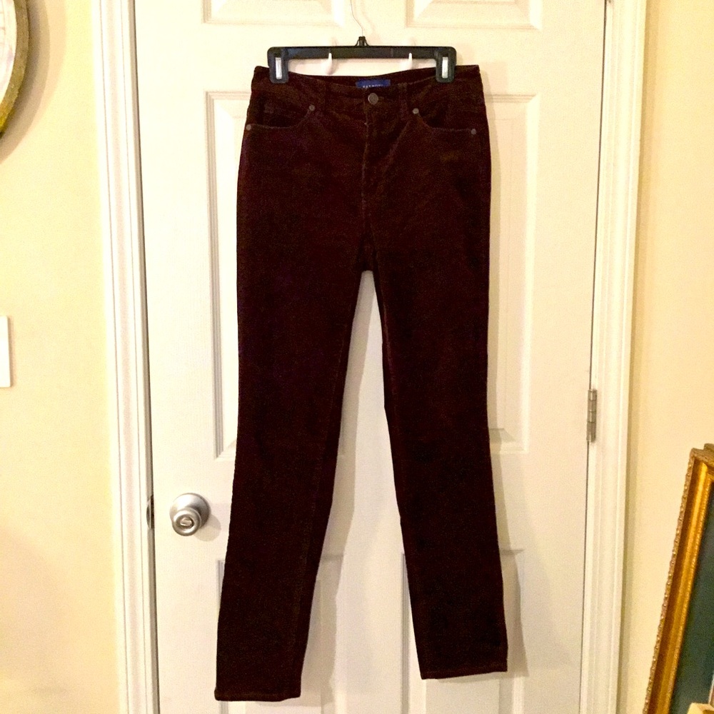 3/$20 Talbots Burgundy Corduroy Pants